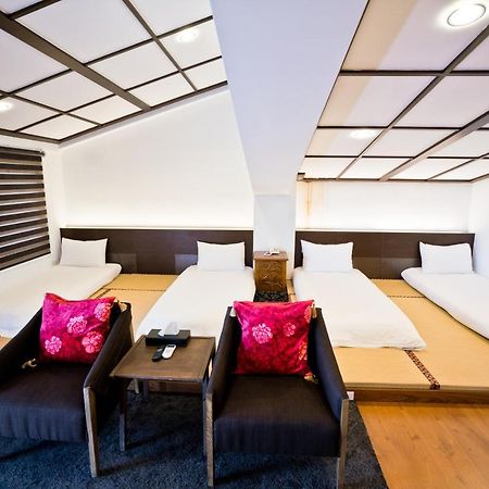Qing Ping Jn Humanities Hall青萍居人文會館 Wujie Zhen Exteriör bild